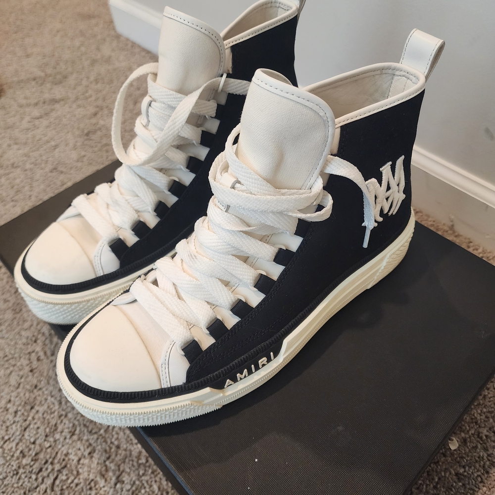 AMIRI Black and White High-Top Sneakers - Picture 4 of 6